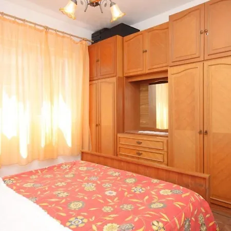 8257b Apartment Ugljan